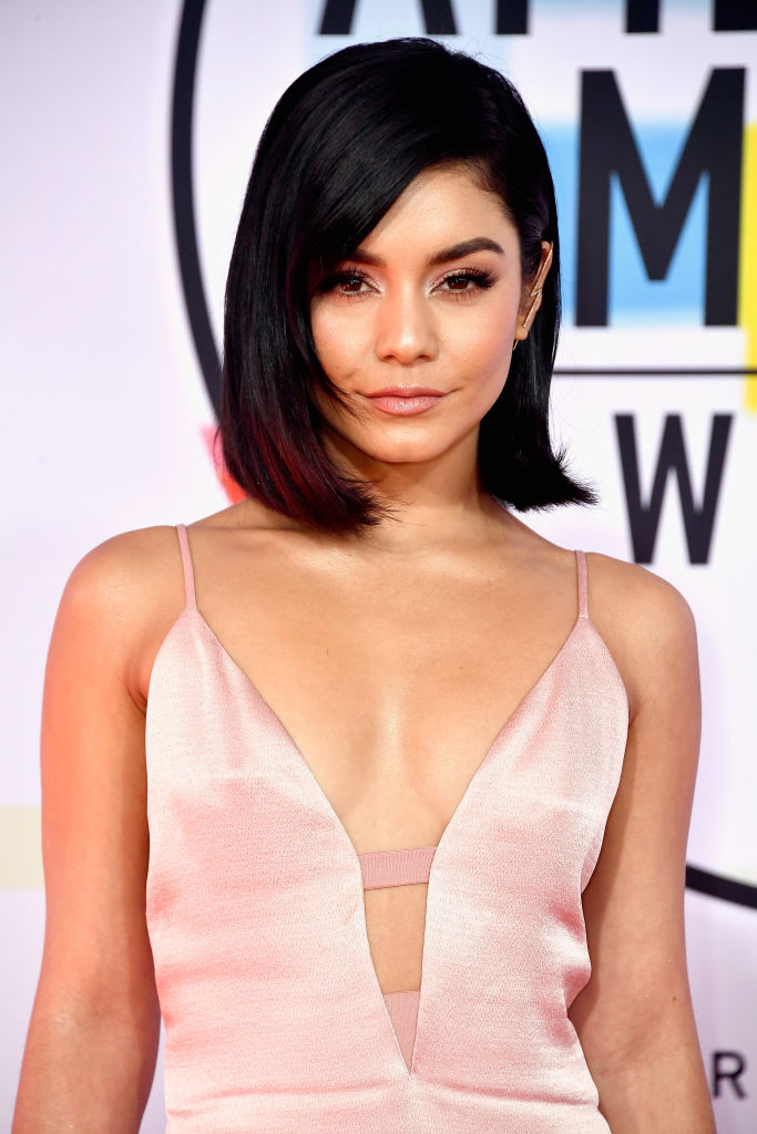 Vanessa Hudgens Rocks Mod Bob to AMAS by Redken's Chad Wood | The Beauty  Influencers